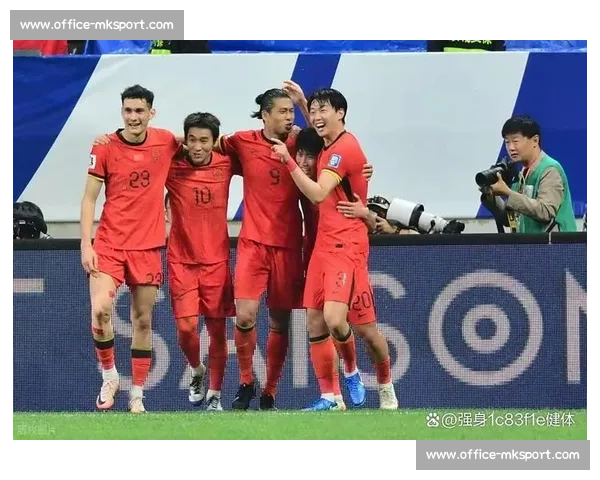 新帅三把火!国足大换血七老将出局,东亚杯首战韩国倒计时 新帅三把火!国足大换血七老将出局,东亚杯首战韩国倒计时