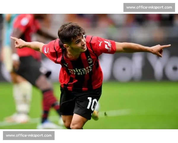 迪马济奥确认:卡马尔达续约米兰后外租,莱切领跑争夺战 迪马济奥确认:卡马尔达续约米兰后外租,莱切领跑争夺战