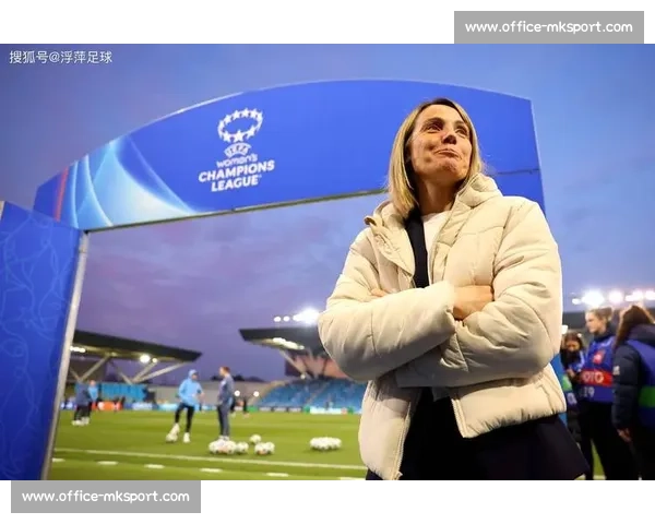 草地双姝泪洒赛场：斯瓦泰克冠军荒延续，伊埃拉突破背后的中国情