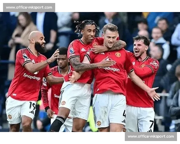 曼联锁定 16 岁天才中卫！恩瓦什拒多队 4 年长约续约红魔