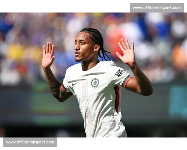 罗马诺确认！若昂 - 佩德罗巴西体检后加盟切尔西，火线驰援世俱杯